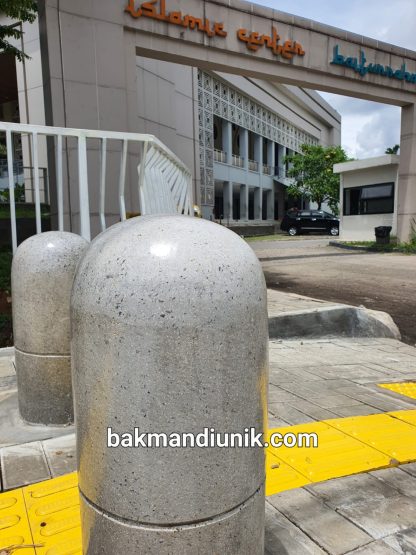 Bollard Tiang Trotoar Pedestrian